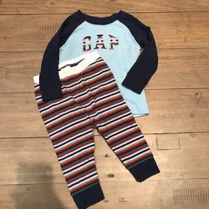 BabyGAP pj set !!
